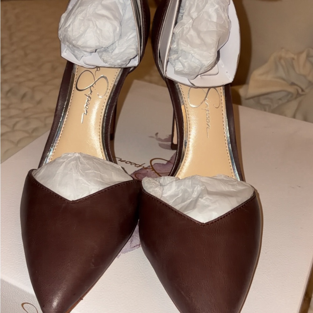 Jessica Simpson Brown Pointed Toe Women's Shoes